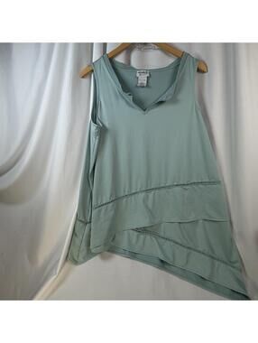 Monroe & Main Sage Green Tank Top Asymmetric Layered  Trim Sleeveless Tunic M